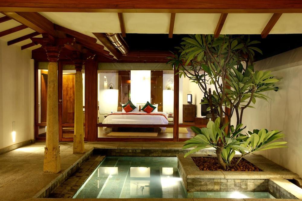 Heritage Madurai Bagian luar foto A pool villa at The Oberoi, Mauritius
