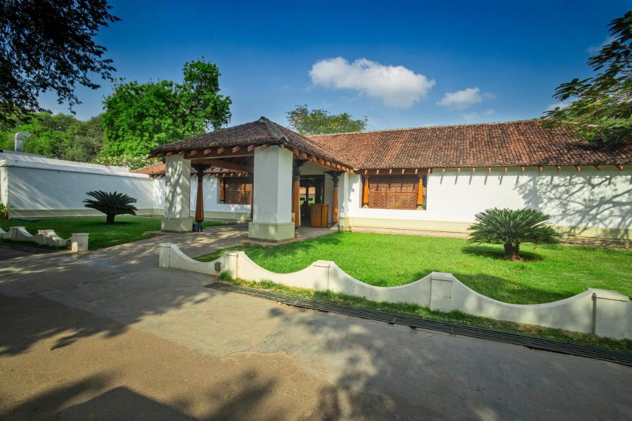 Heritage Madurai Bagian luar foto The residence of the Sri Lankan Ambassador to Vietnam