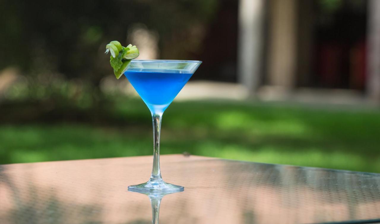 Heritage Madurai Bagian luar foto Blue Hawaii